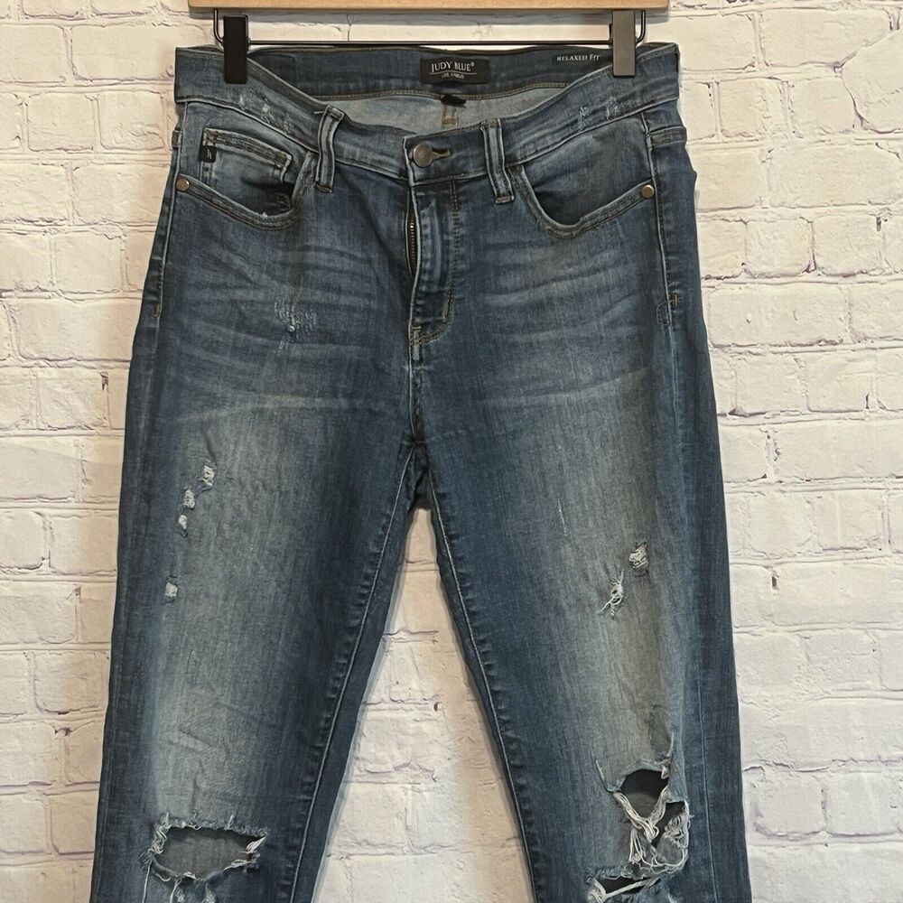 Judy Blue Women’s 11/30 Jeans Relaxed Fit Mid Rise Stretch Distressed